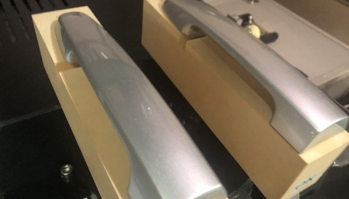 自動車部品